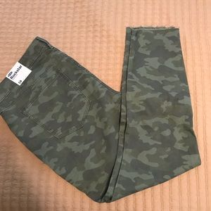 Camo skinny pants from Old Navy